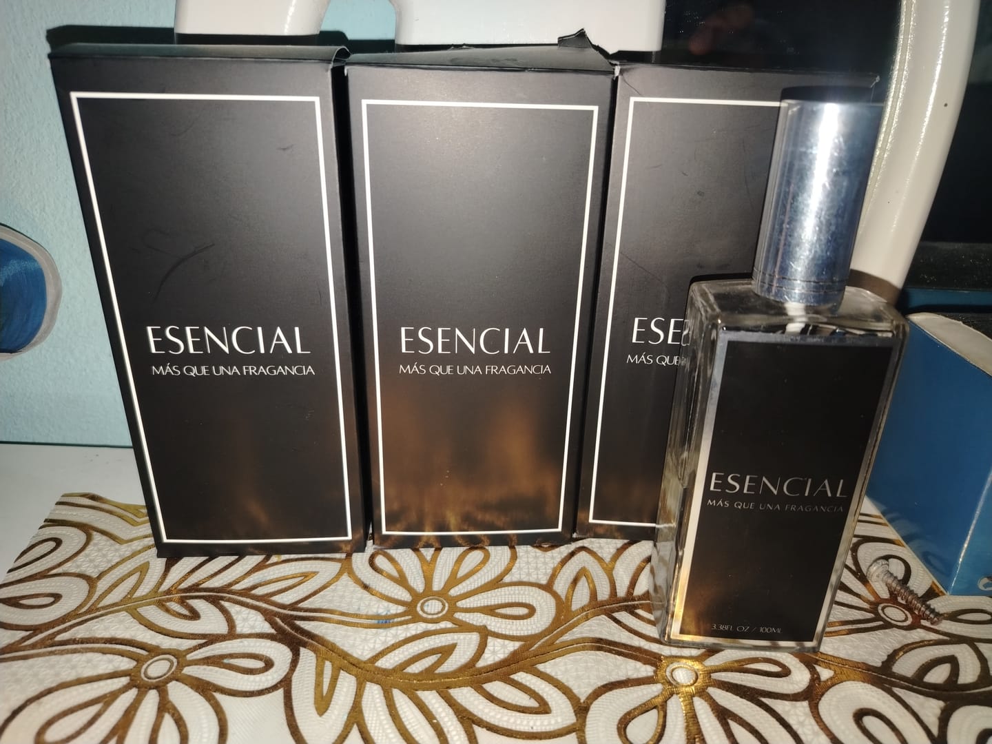 Customer photo review of H053 Inspirado en: 212 Men - Carolina Herrera