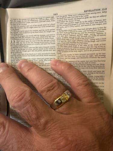 Customer photo review of FREE Today: Modern Style Two-tone Gold Cross Alloy Ring-With God All Things Are Possible