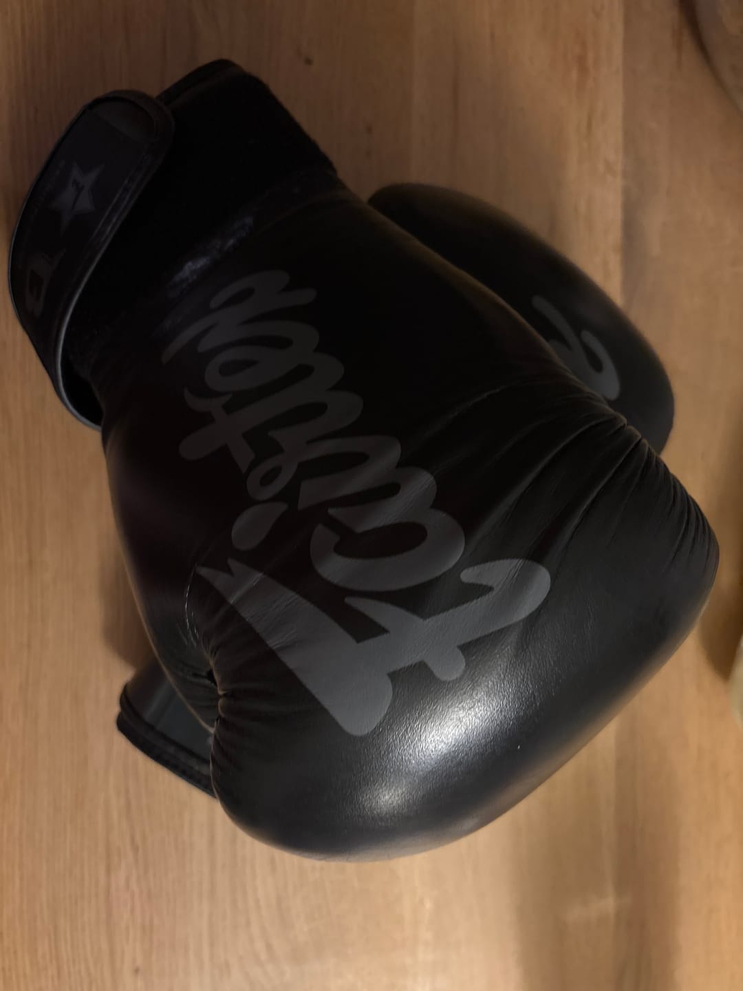 Customer photo review of Fairtex Bokshandschoenen FXB V2 - Zwart/Grijs