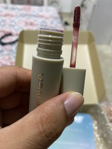 Customer photo review of LABIAL VELVET LÍQUIDO