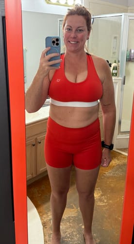 Customer photo review of BOLD 4.5" Performance Short