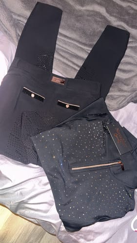 Customer photo review of CLARA - BREECHES | BLACK - ROSE GOLD
