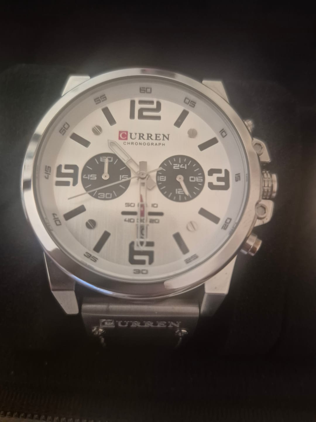 Customer photo review of Curren Sofia® orologio uomo pelle