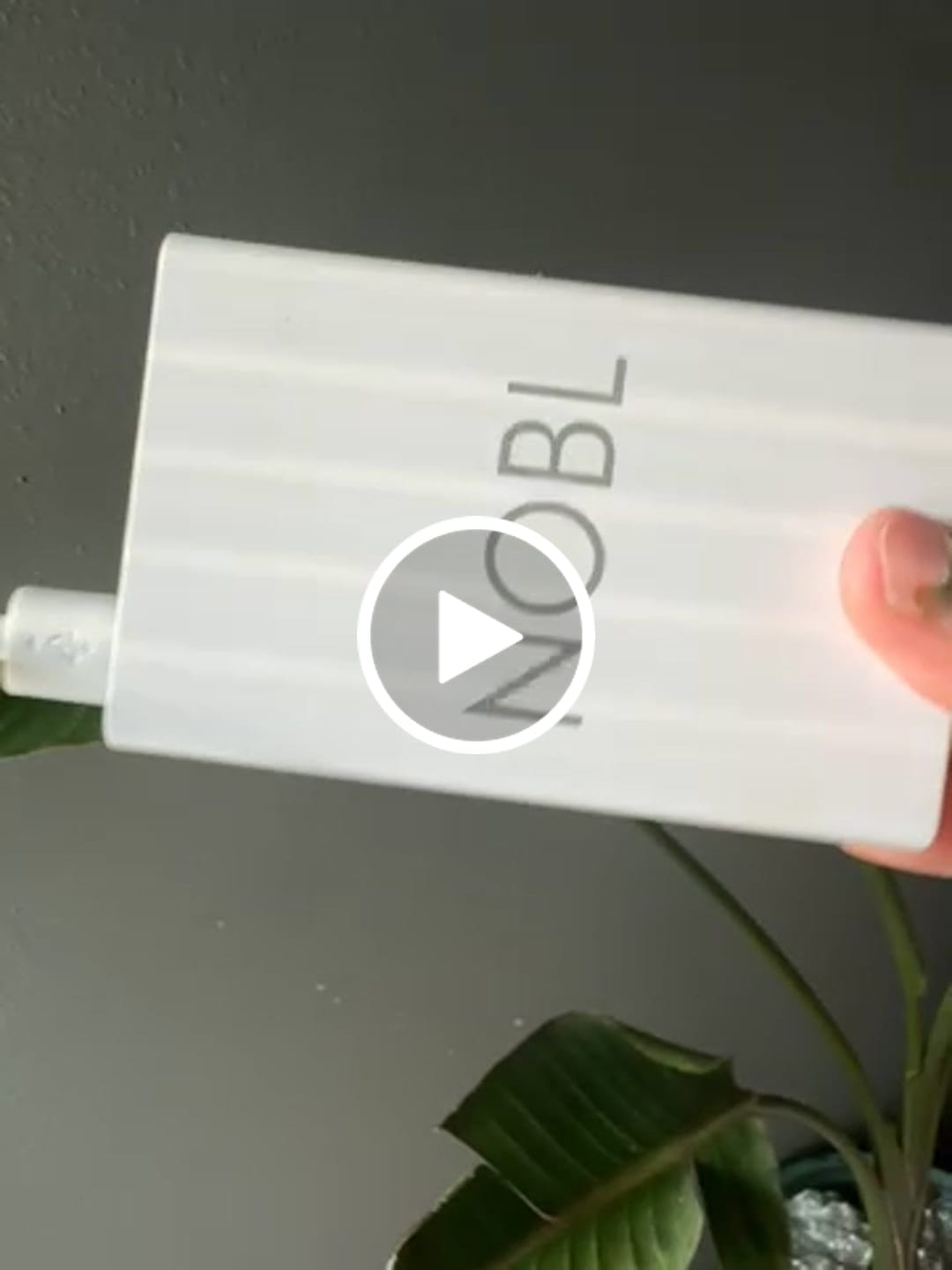 Customer video review of Fast-Charge Power Bank