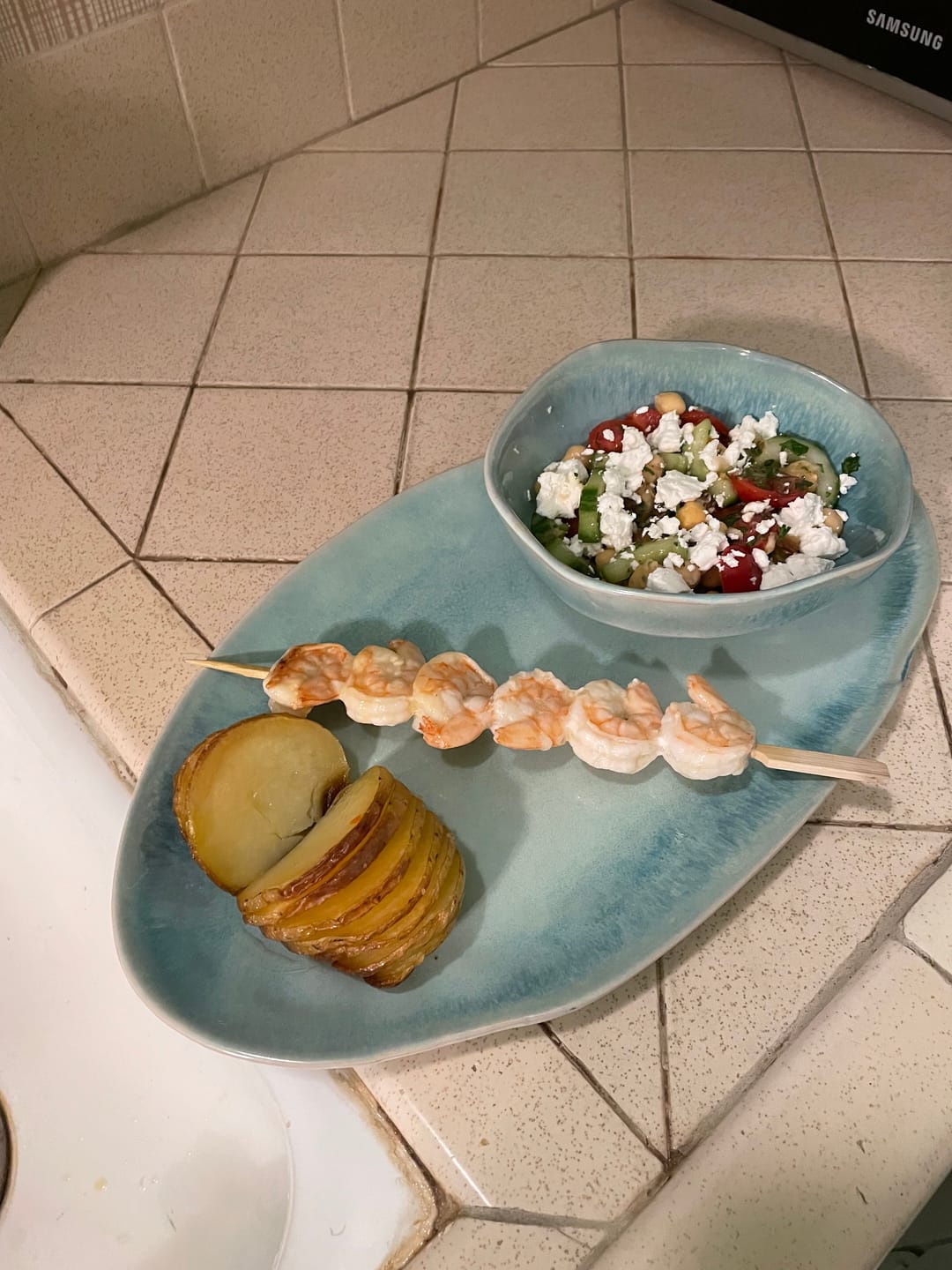 Customer photo review of 16-Piece Stoneware Set-Aqua Blue