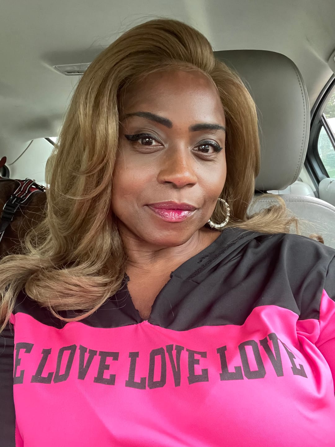 Customer photo review of Sensationnel Bare Luxe Glueless 6x5 inch Lace Front Wig - 6x5 UNIT 3