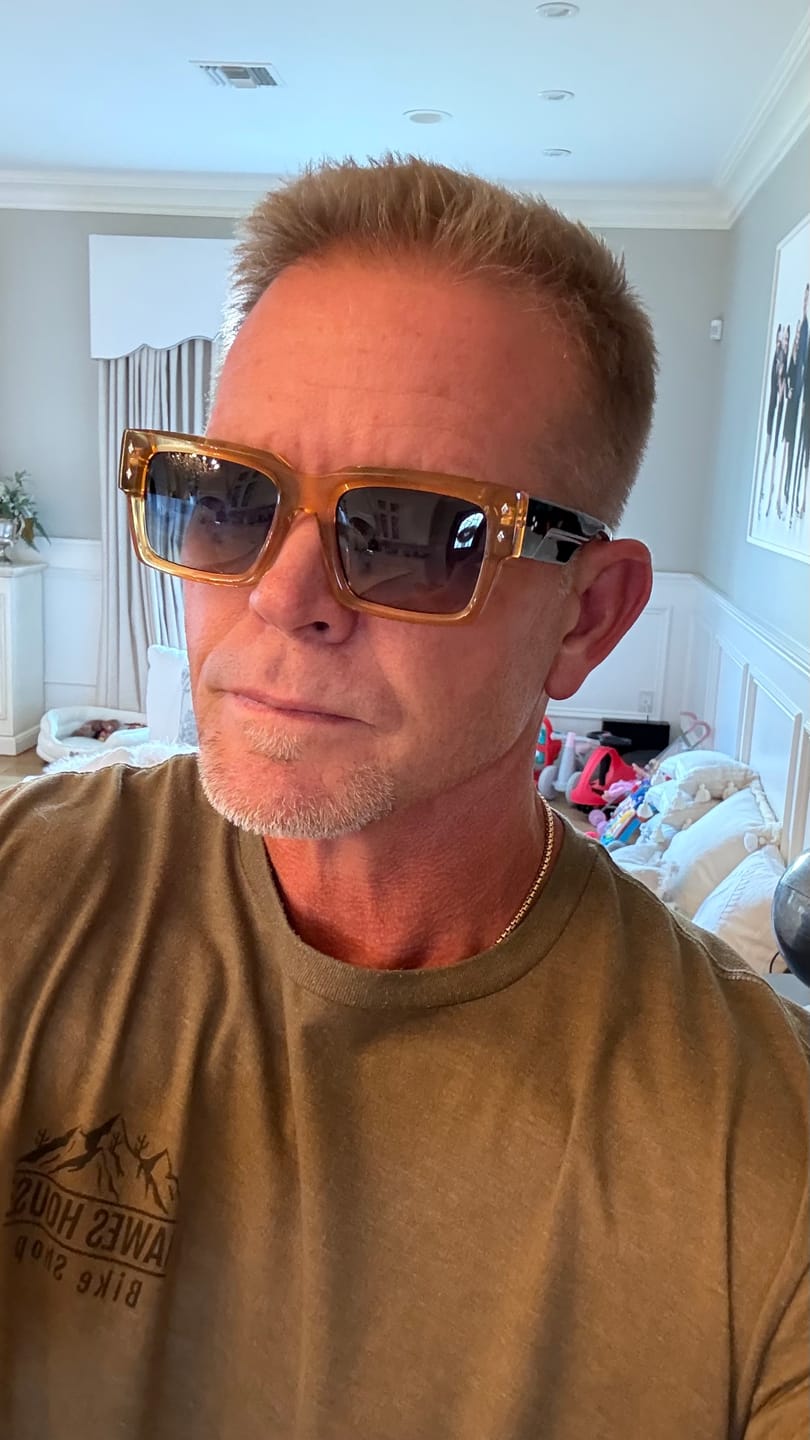 Customer photo review of Daxton