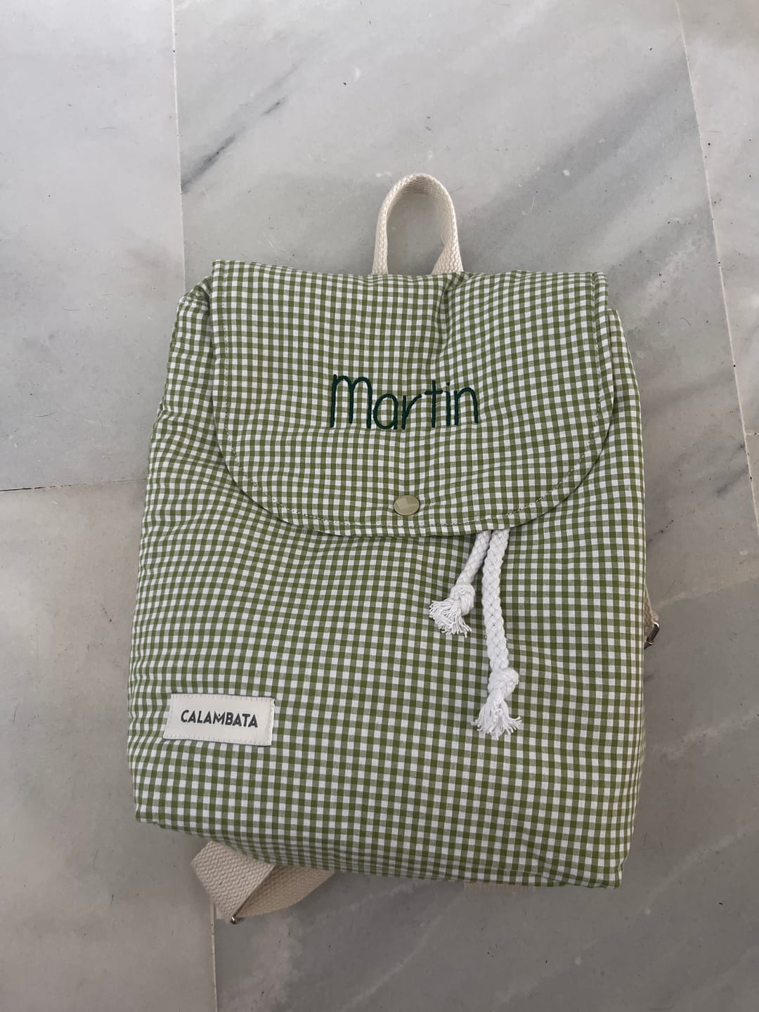 Customer photo review of Mochila infantil vichy manzana