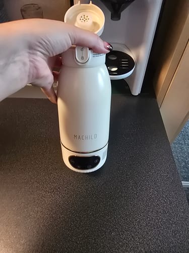 Customer photo review of Tragbarer Fläschchenwärmer + Milchpulverbox (weiß) + Schnell-Ladegerät