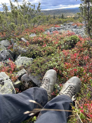 Customer photo review of Vaistoa Uoma 2 -paljasjalkavaelluskengät