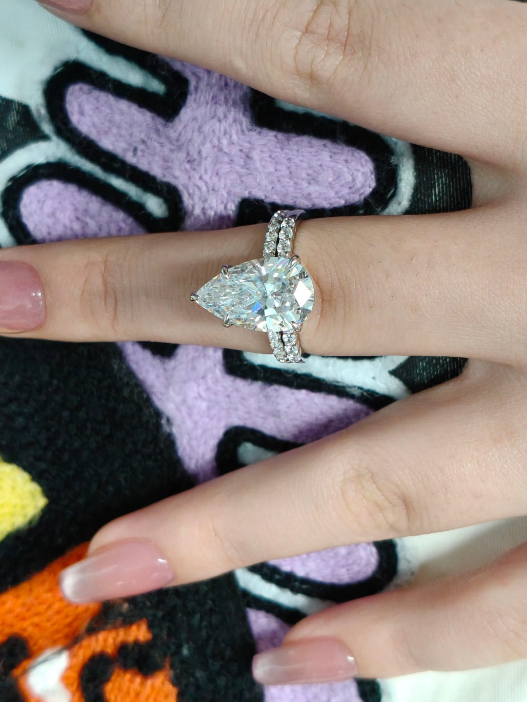 Customer photo review of S925 4.5Ct Pear Cut Wedding Ring & Open Wedding Band Bridal Rings Travel Rings For Her