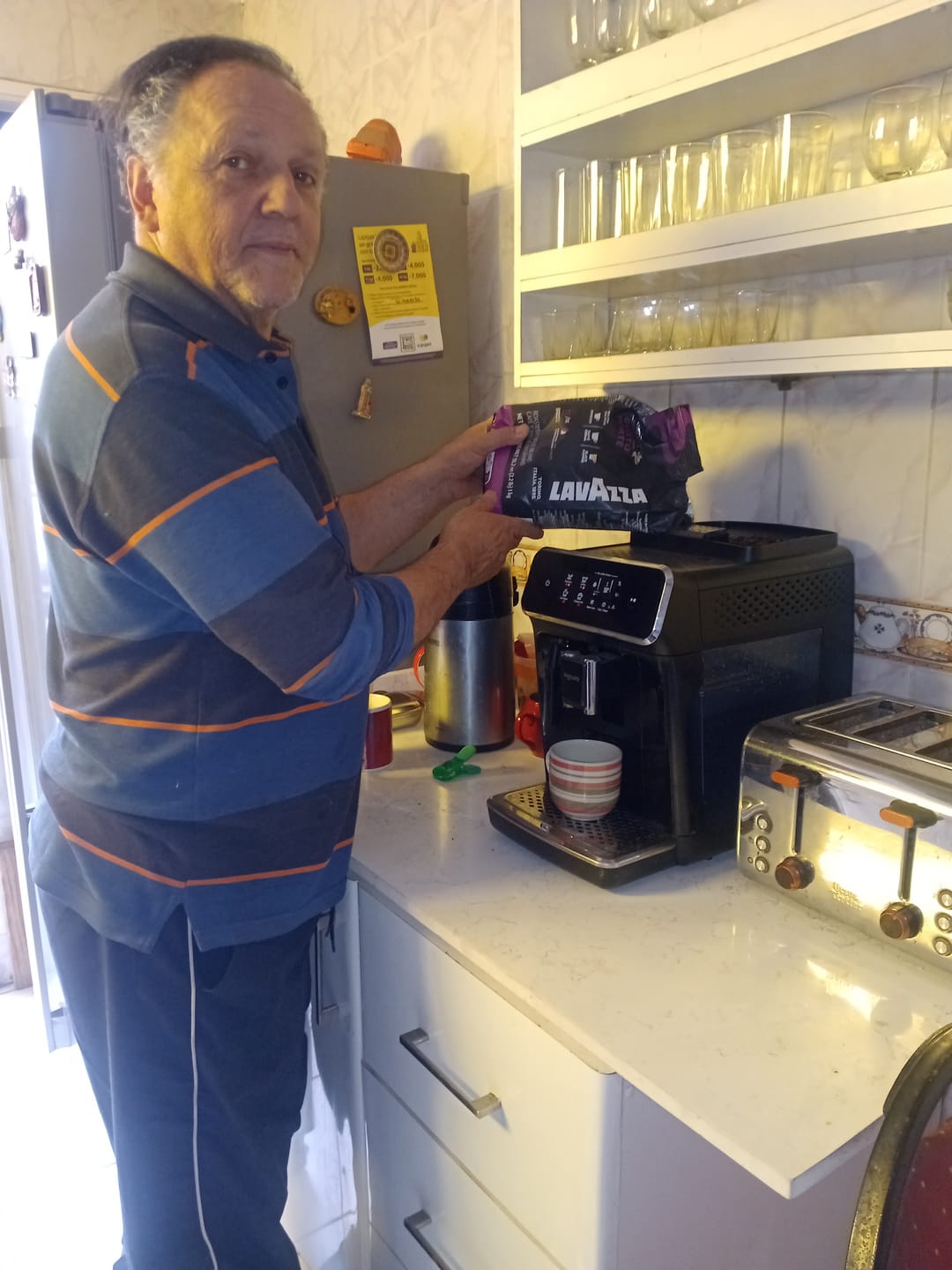 Customer photo review of Lavazza Gusto Forte 1 kg Grano Entero
