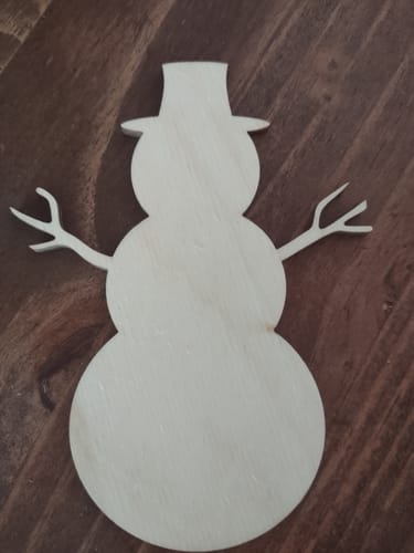 Customer photo review of Unfinished Wood Snowman Shape - Winter Decor - Craft - up to 46" DIY