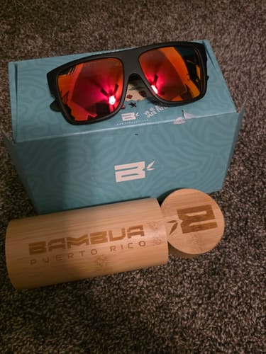 Customer photo review of Mis Raíces  Fire Red