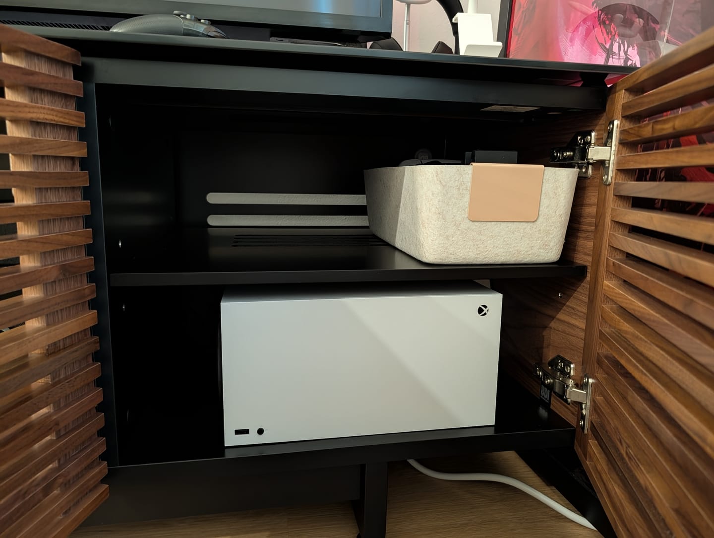 Customer photo review of The Sculpted Bin - Long