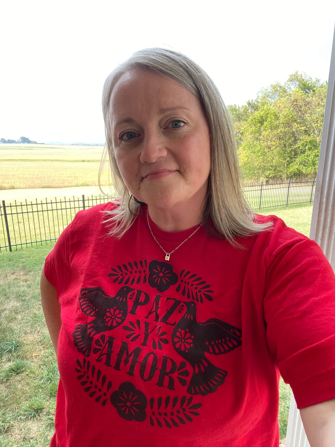 Customer photo review of Unisex Paz y Amor Tee