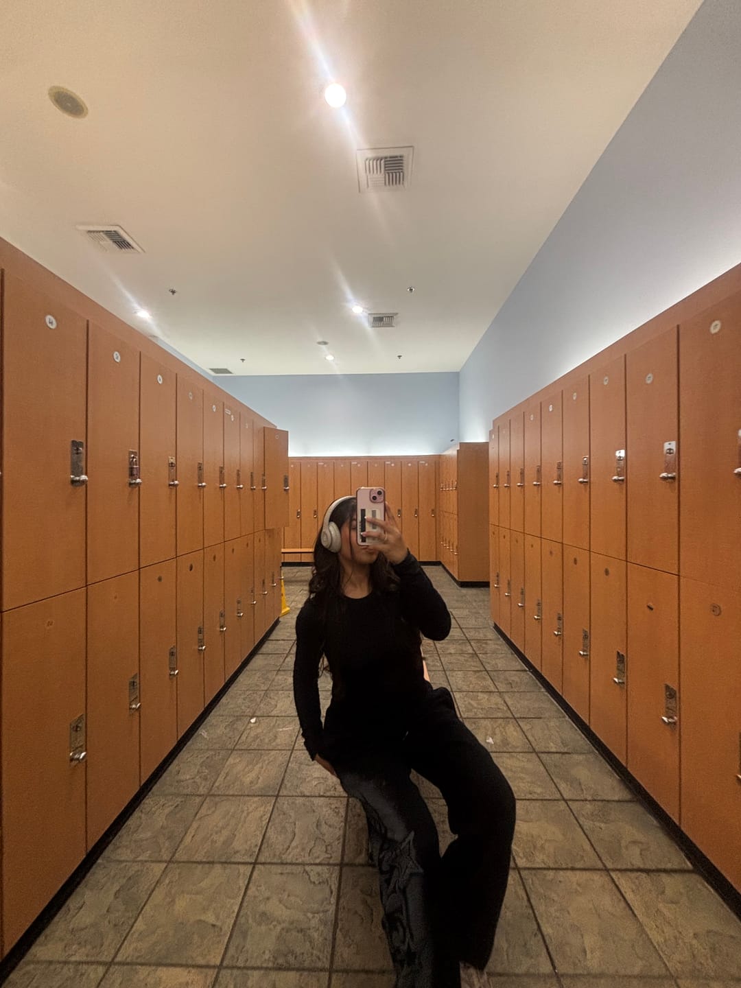 Customer photo review of W281 Flashback Joggers