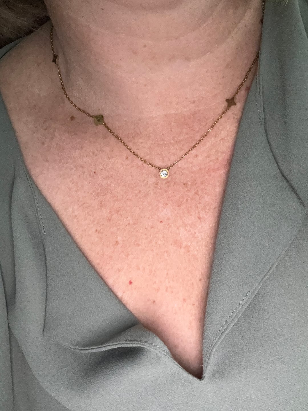 Customer photo review of Carrie® Clover Chain