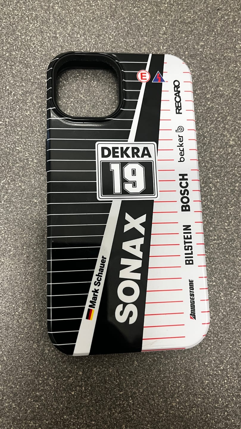 Customer photo review of 190E Evo II #3 DTM Champion 1992 Livery - Individuelle Premium Hülle für iPhone