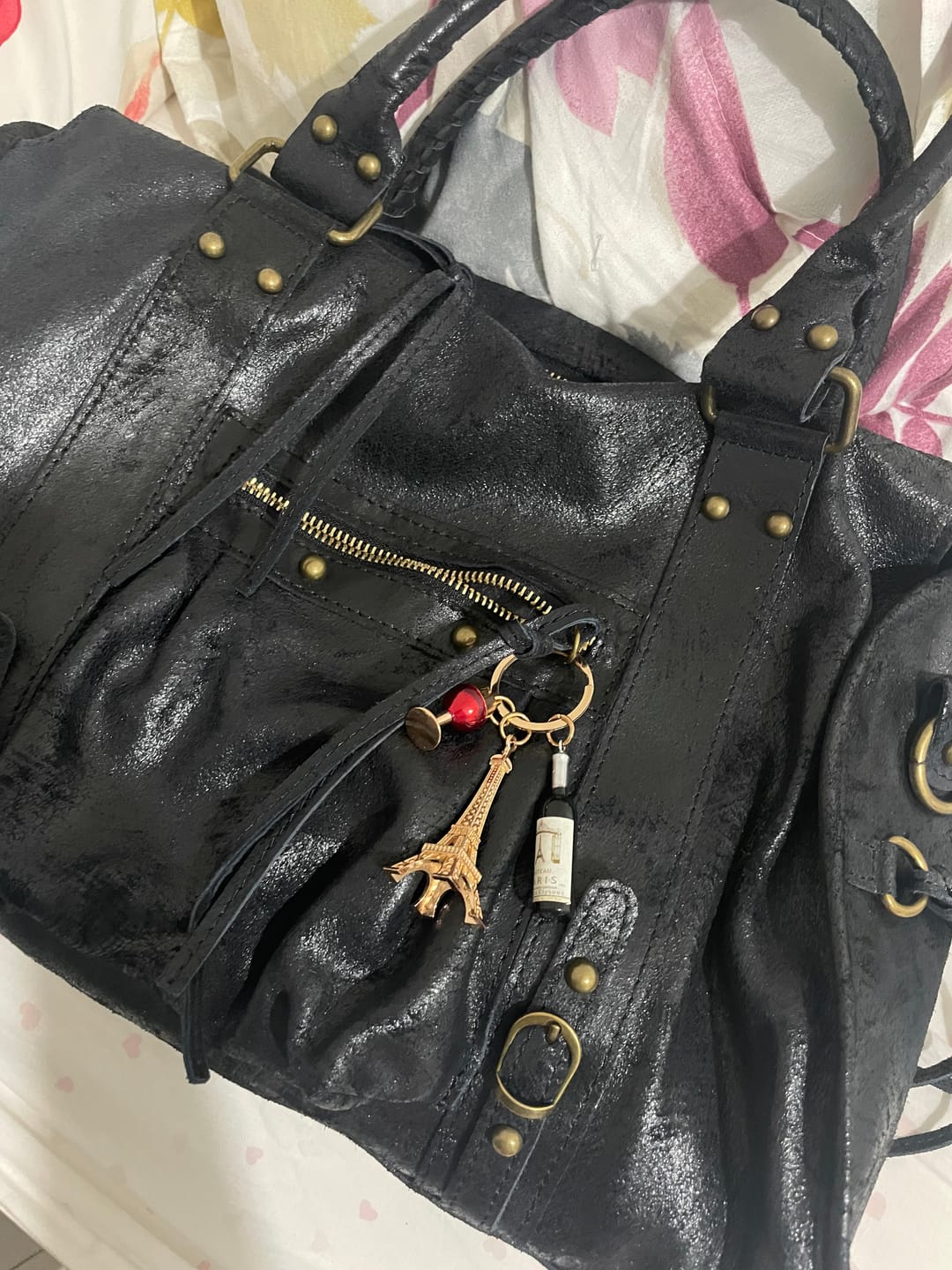 Customer photo review of It girl bag black