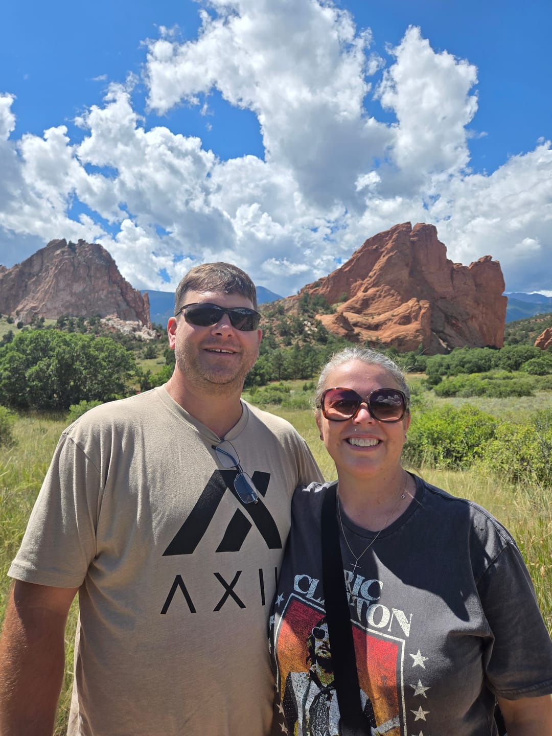 Customer photo review of AXIL LOGO T-SHIRT