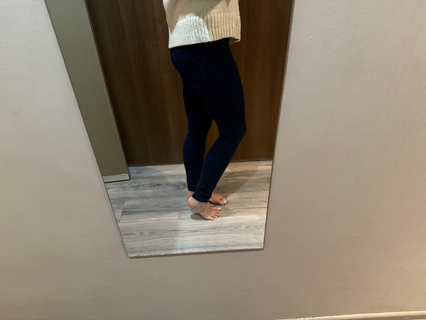 Customer photo review of Mid waist Butt lifting Shaping pants Jeans/Jeggings - Dark Blue