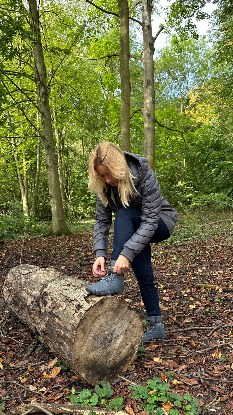 Customer photo review of Caspar Pro - Non-slip & Water-Resistant Winter Barefoot Shoe