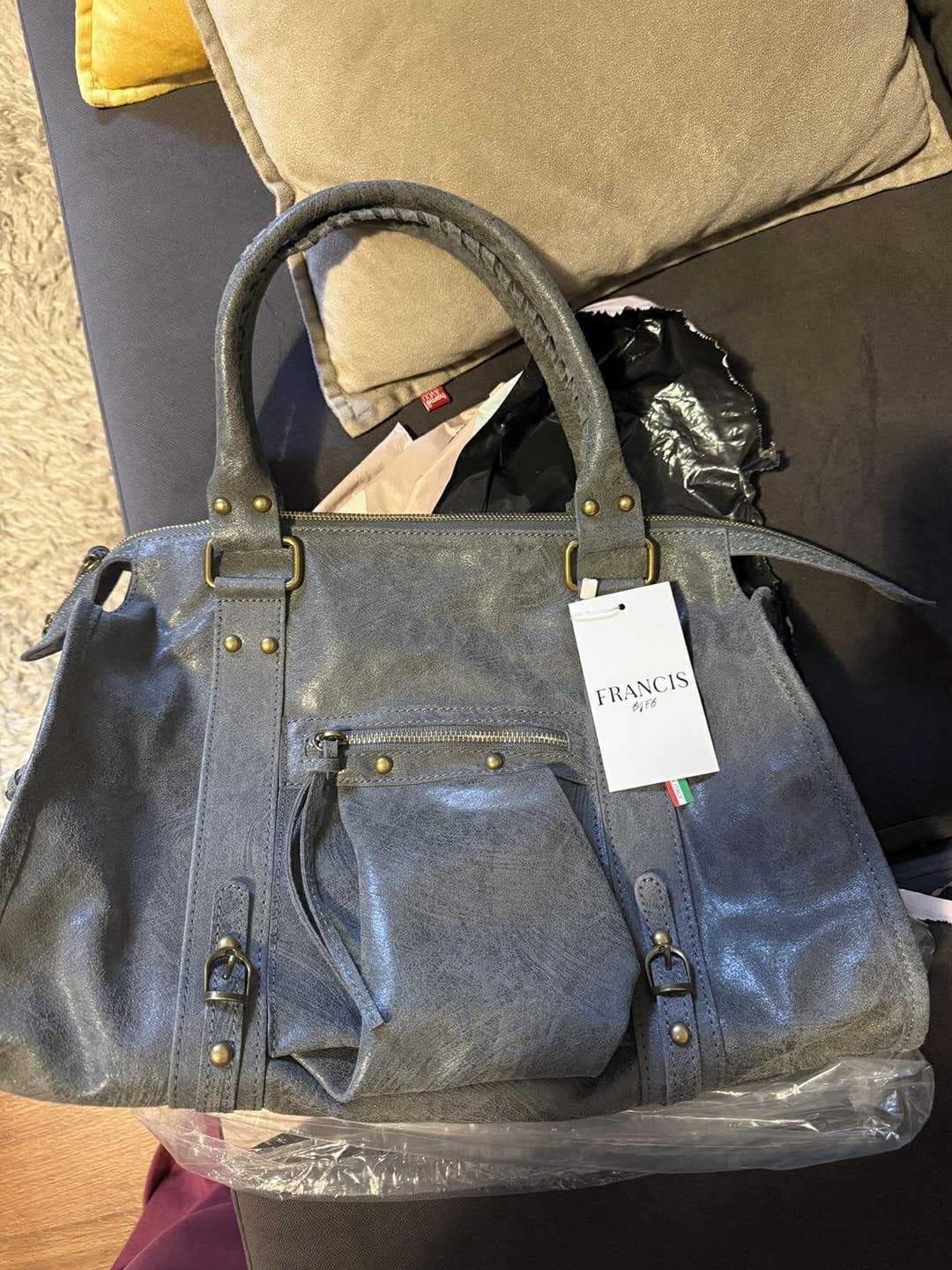 Customer photo review of It girl bag vintage blue