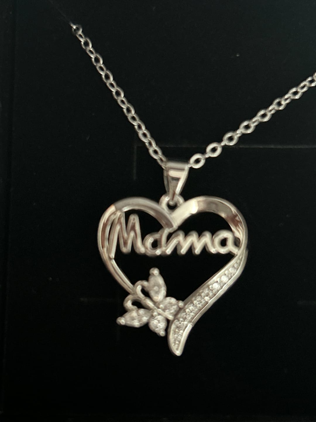 Customer photo review of Mavis 18k White Gold Plated Mama Heart Pendant Necklace with Simulated Diamond Crystals