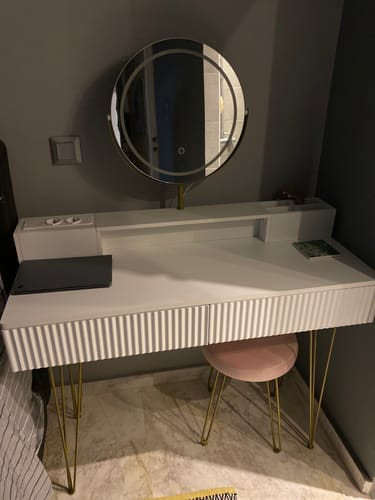 Customer photo review of Τραπέζι Μπουντουάρ Μακιγιάζ Tουαλέτας Με Σκαμπό Κρεβατοκάμαρας Καθρέφτης Αφής Ρυθμιζόμενης Φωτεινότητας RV-T619W01