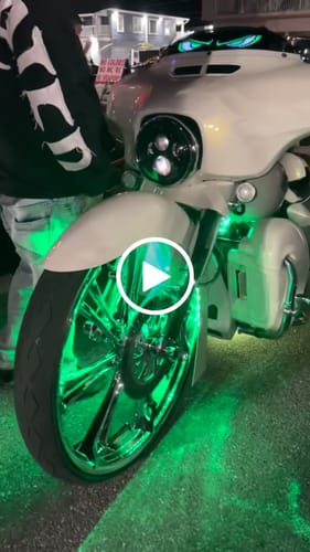Customer video review of Moto Eyes - Animated Moto Eyes