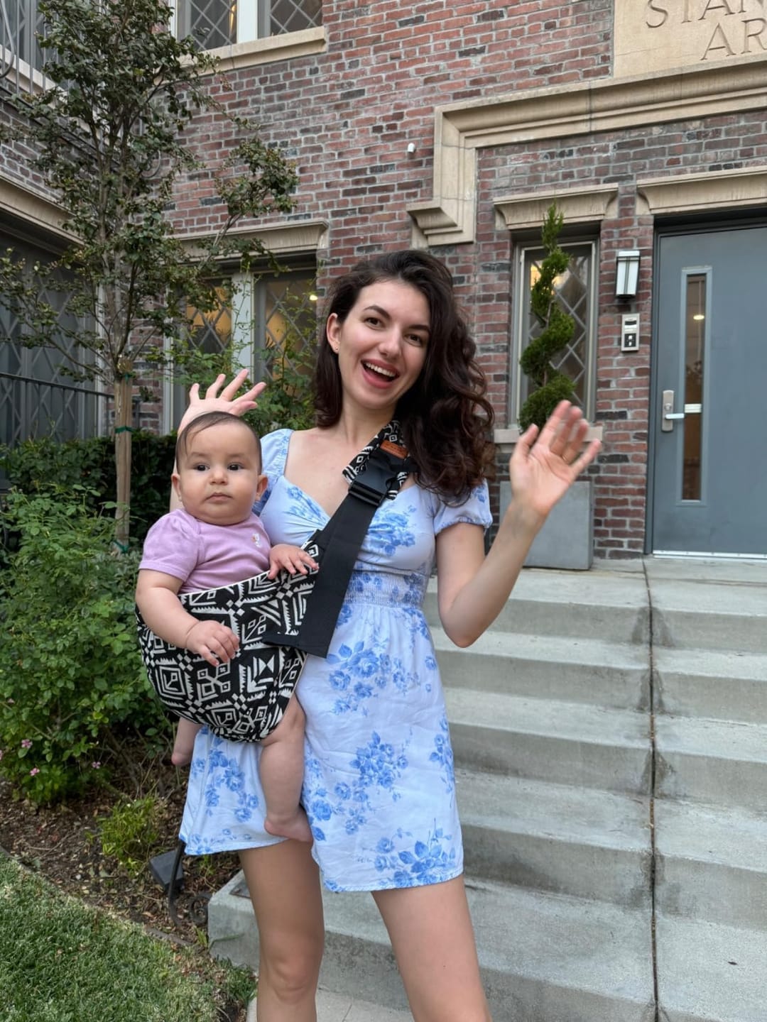 Customer photo review of Bambora Sling Carrier