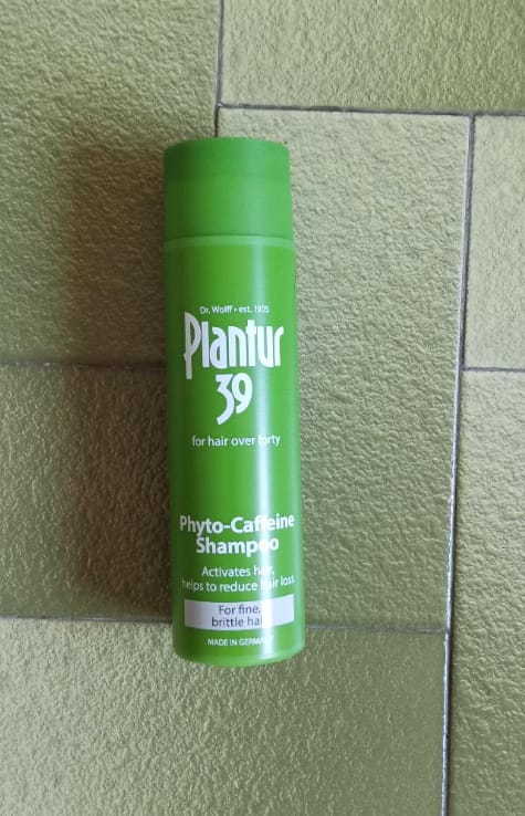 Customer photo review of Plantur 39 Phyto-Caffeine Shampoo: Fine Hair (250ml)