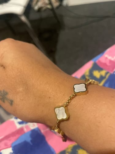 Customer photo review of Celine Clover Bracelet