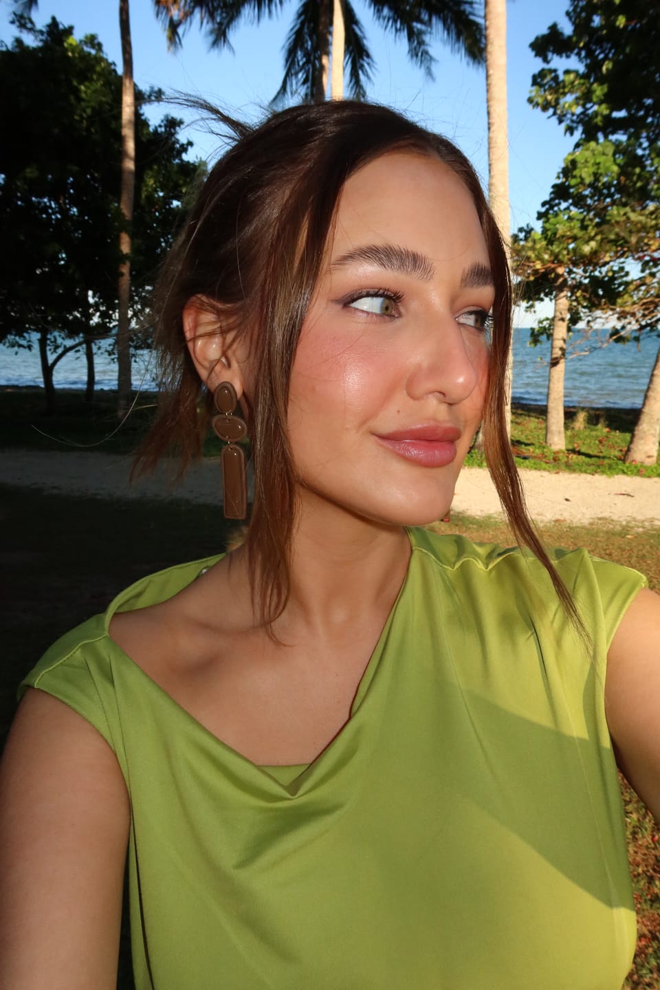 Customer photo review of BROW BUILD SUPER STRENGTH