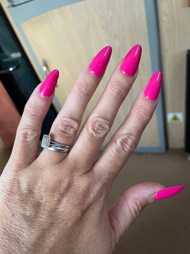 Customer photo review of The Sweetest Thing - Press On Nails