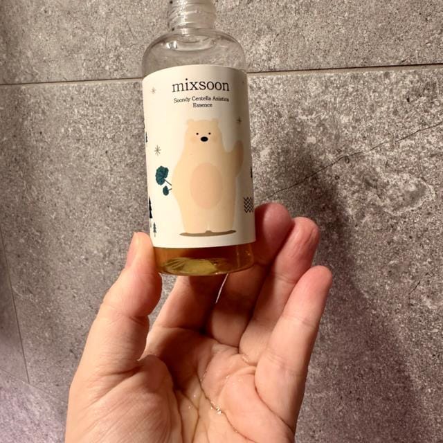Customer photo review of Nomierinošā un mitrinošā esence ar Āzijas centellu Mixsoon Soondy Centella Asiatica Essence