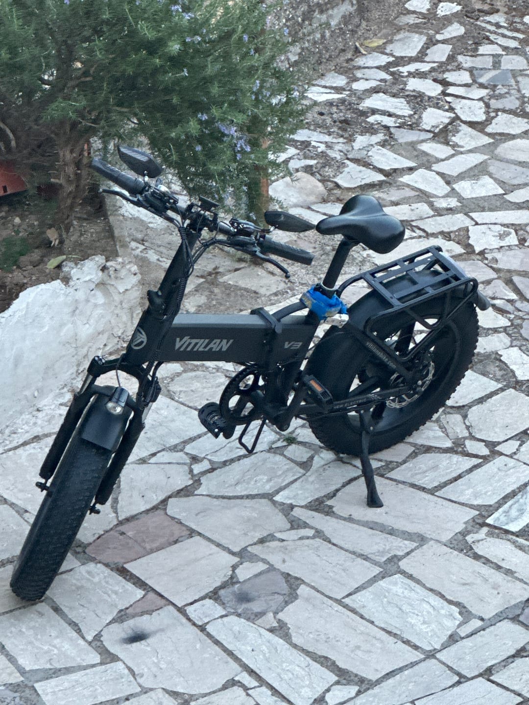 Customer photo review of V3 2.0 Folding Fat Tires Adult All Terrain Electric Bike