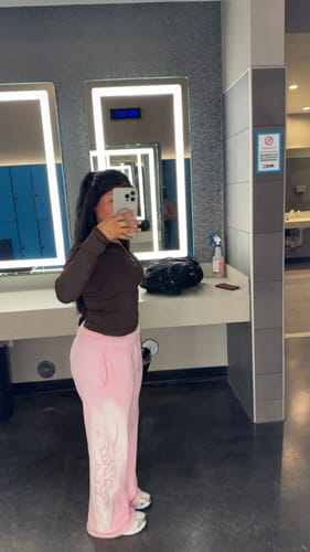 Customer photo review of W281 Flashback Joggers