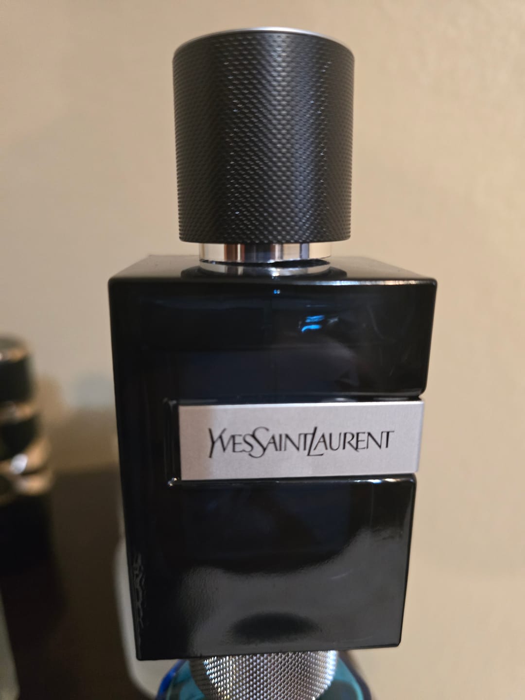 Customer photo review of Yves Saint Laurent Y Eau de Parfum Intense For Men