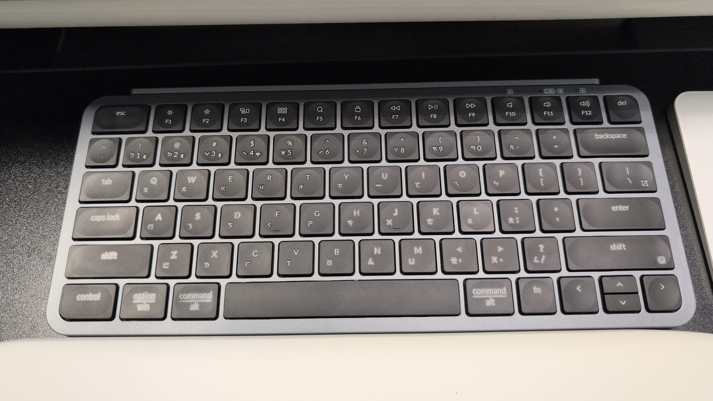 Customer photo review of Keychron B1 Pro 超薄無線鍵盤(注音/英文版本)
