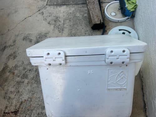 Customer photo review of ICEY-TEK Classic Small Hinge Replacement (Pair)