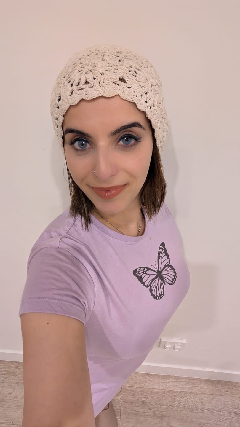 Customer photo review of New York Blue Prescription Colored Contact Lenses