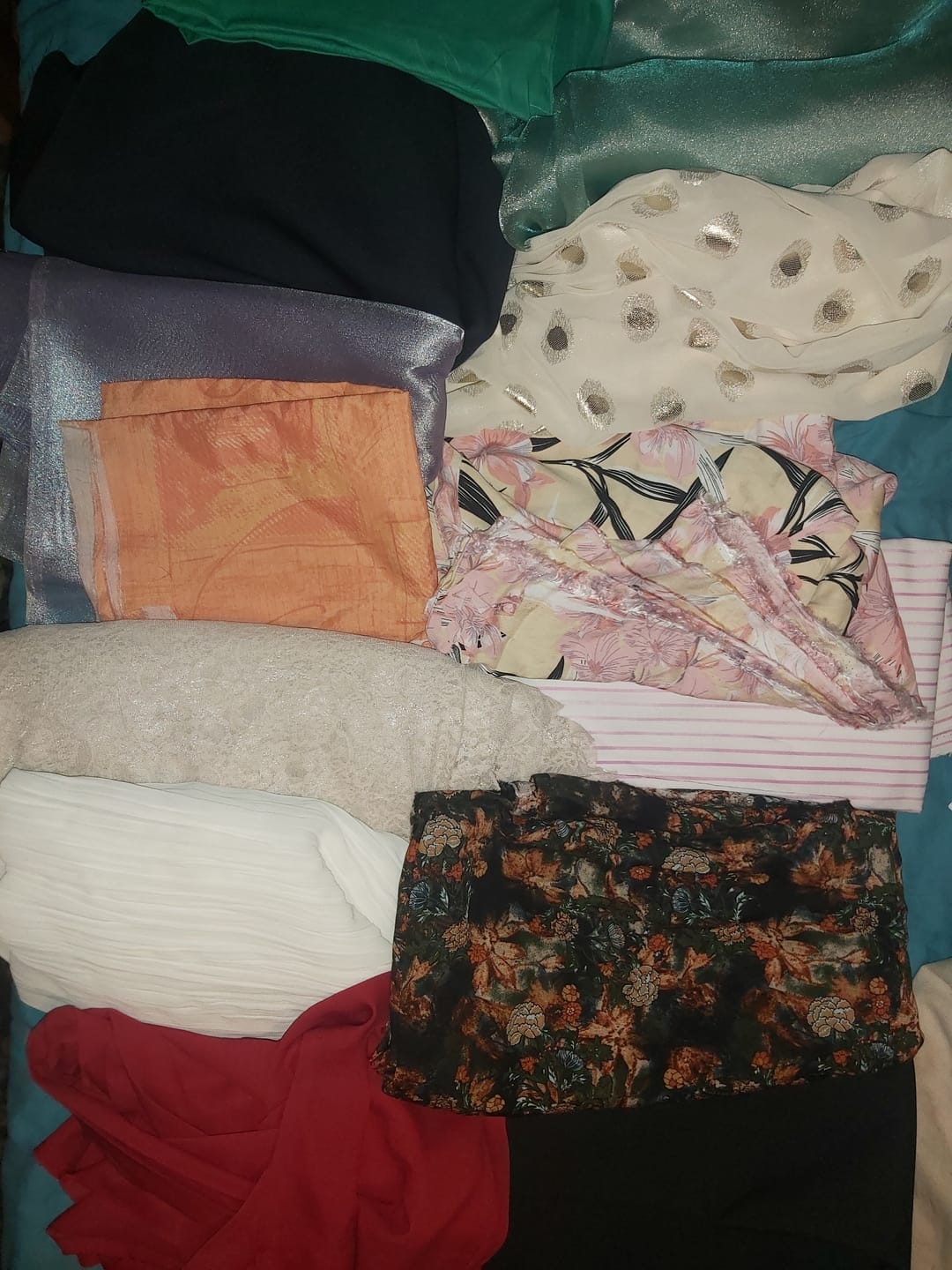 Customer photo review of 50p A Metre: Print & Plain Fabric Bundle
