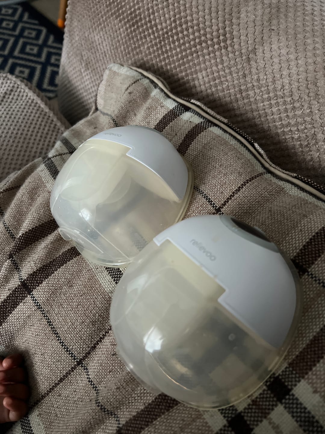 Customer photo review of Relievoo® Wearable Breast Pump PRO2