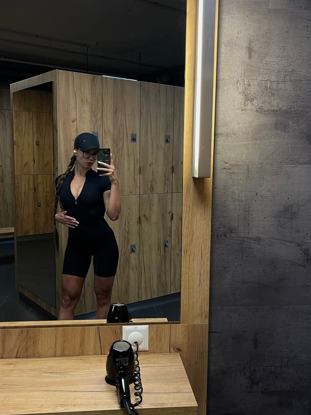 Customer photo review of Leggings Bona Mafia Total Black