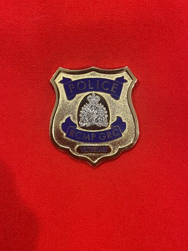 Customer photo review of RCMP GRC VETERAN Royal Canadian Mounted Police Badge Museum Quality