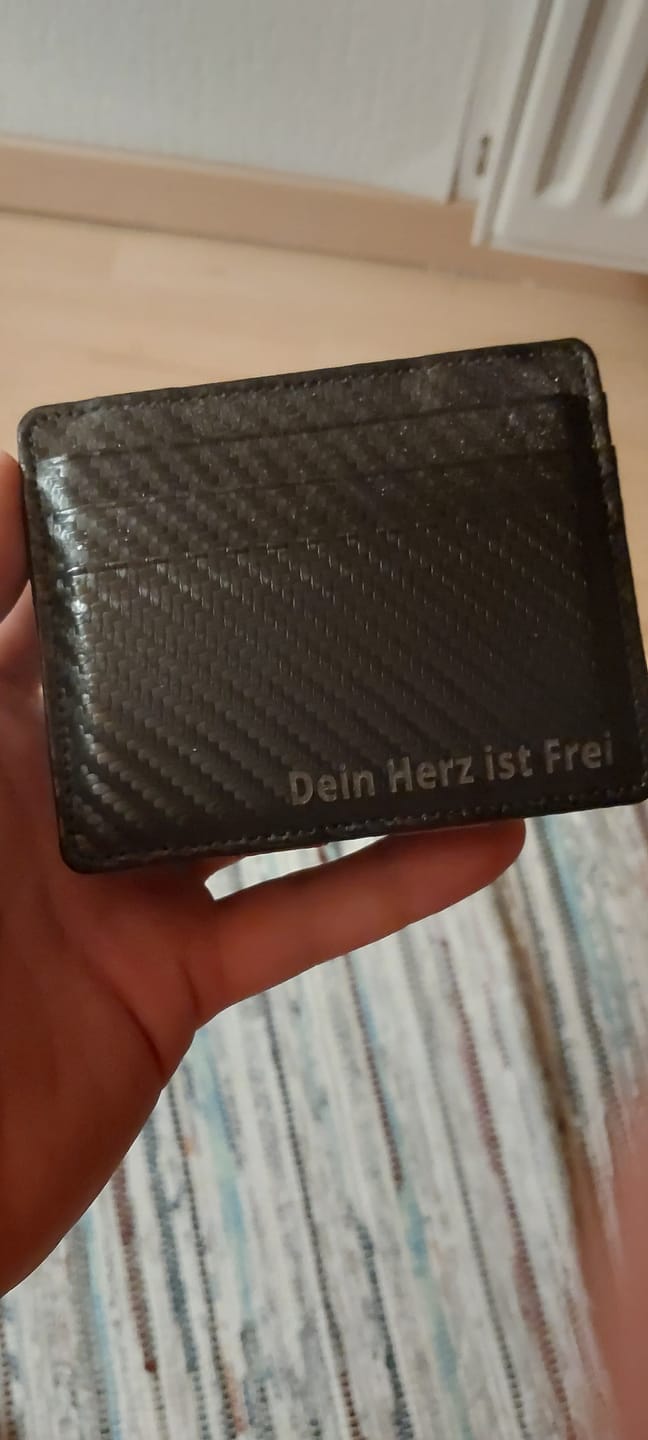 Customer photo review of Flap Boy - Magic Wallet with Coin Pocket
