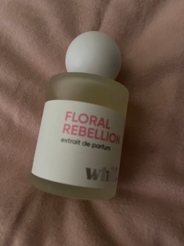 Customer photo review of Floral Rebellion - FREE GIFT