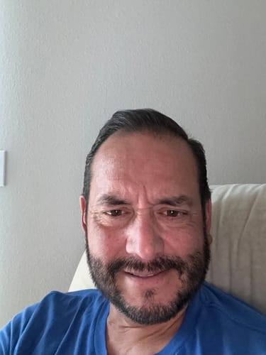 Customer photo review of Instant Dye Shampoo